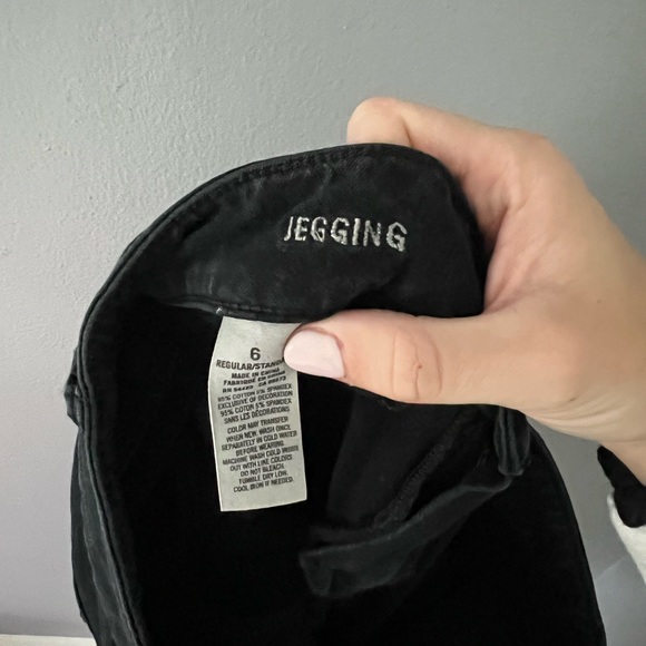 American Eagle Black Super Stretch Jeggings 6 Regular - Picture 7 of 11